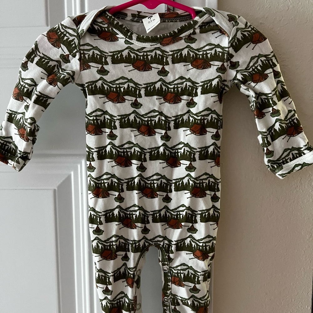 0-3 months Kate Quinn Footies